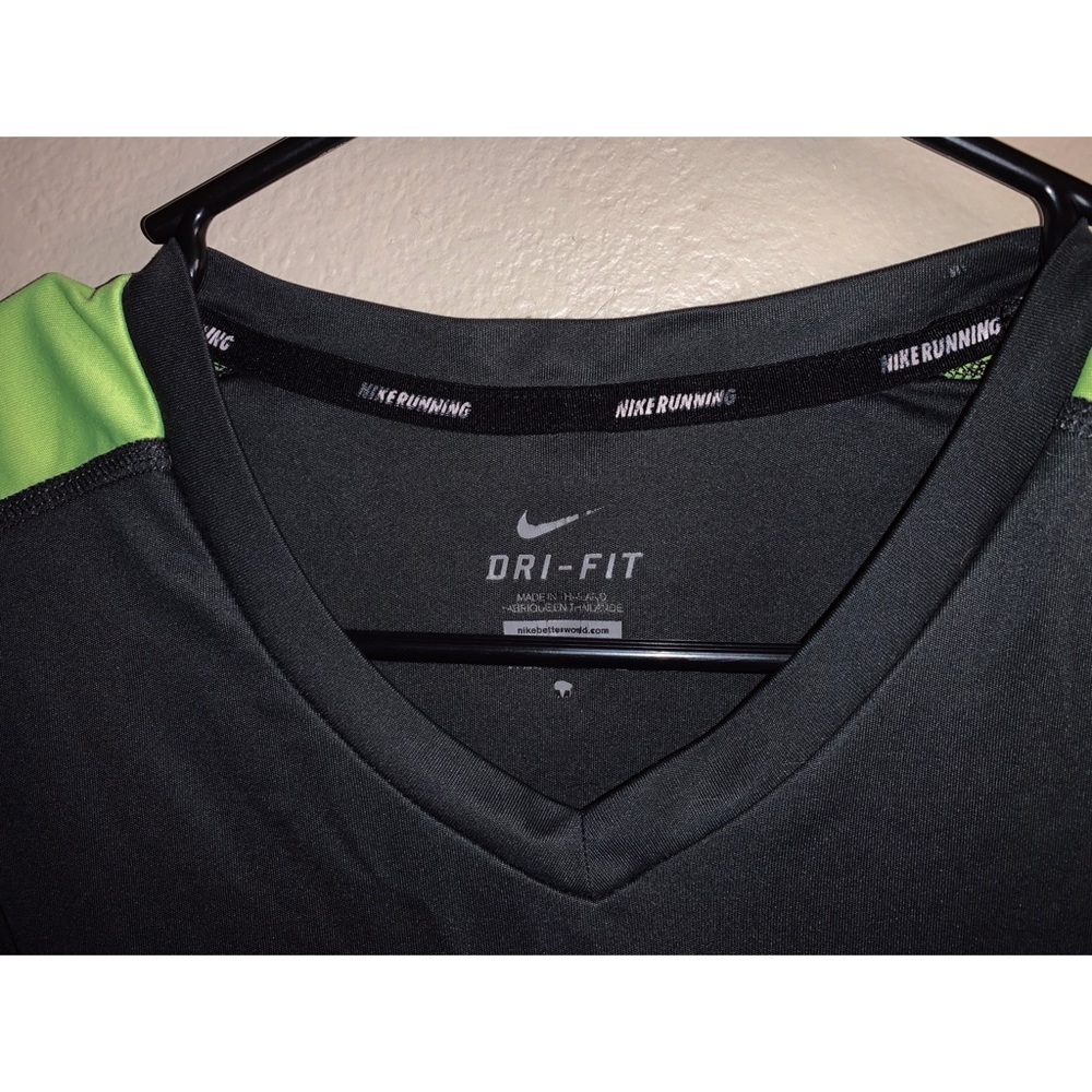 Nike || Dri-Fit V-Neck - Picture 2 of 3